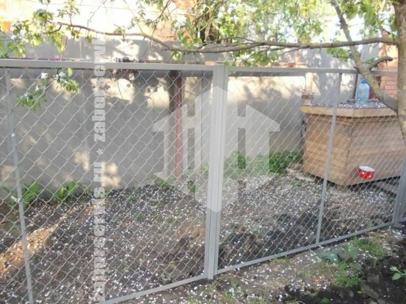 Забор оцинкованный из сетки рабицы 45 метров