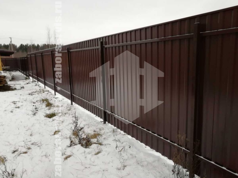 Забор из профнастила с бетонированием столбов 75 метров