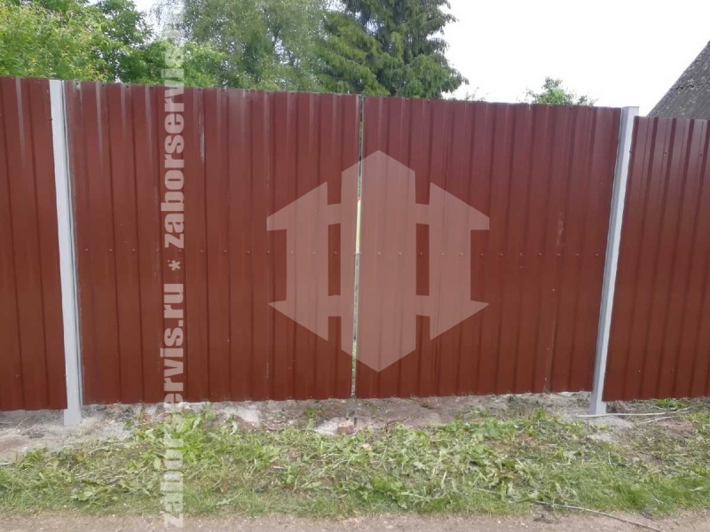 Забор из профнастила с бетонированием столбов 160 метров