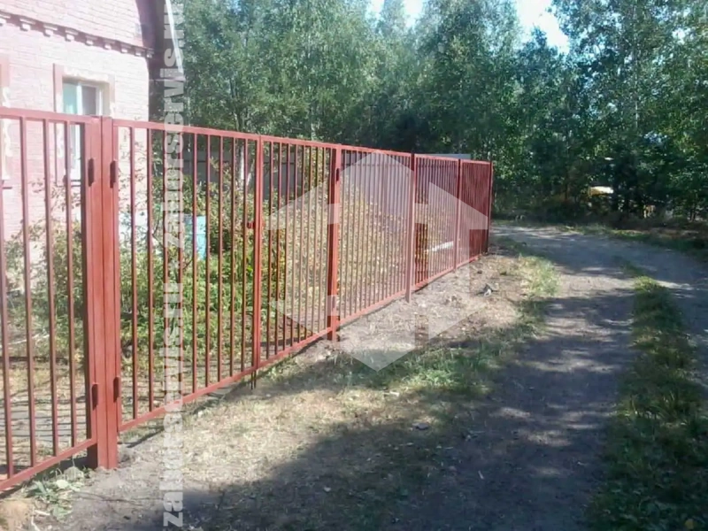 Сварной забор с распашными воротами 30 метров